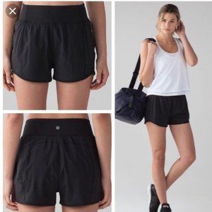 Lululemon Lean in Short 2" 2 EUC High Waisted Black